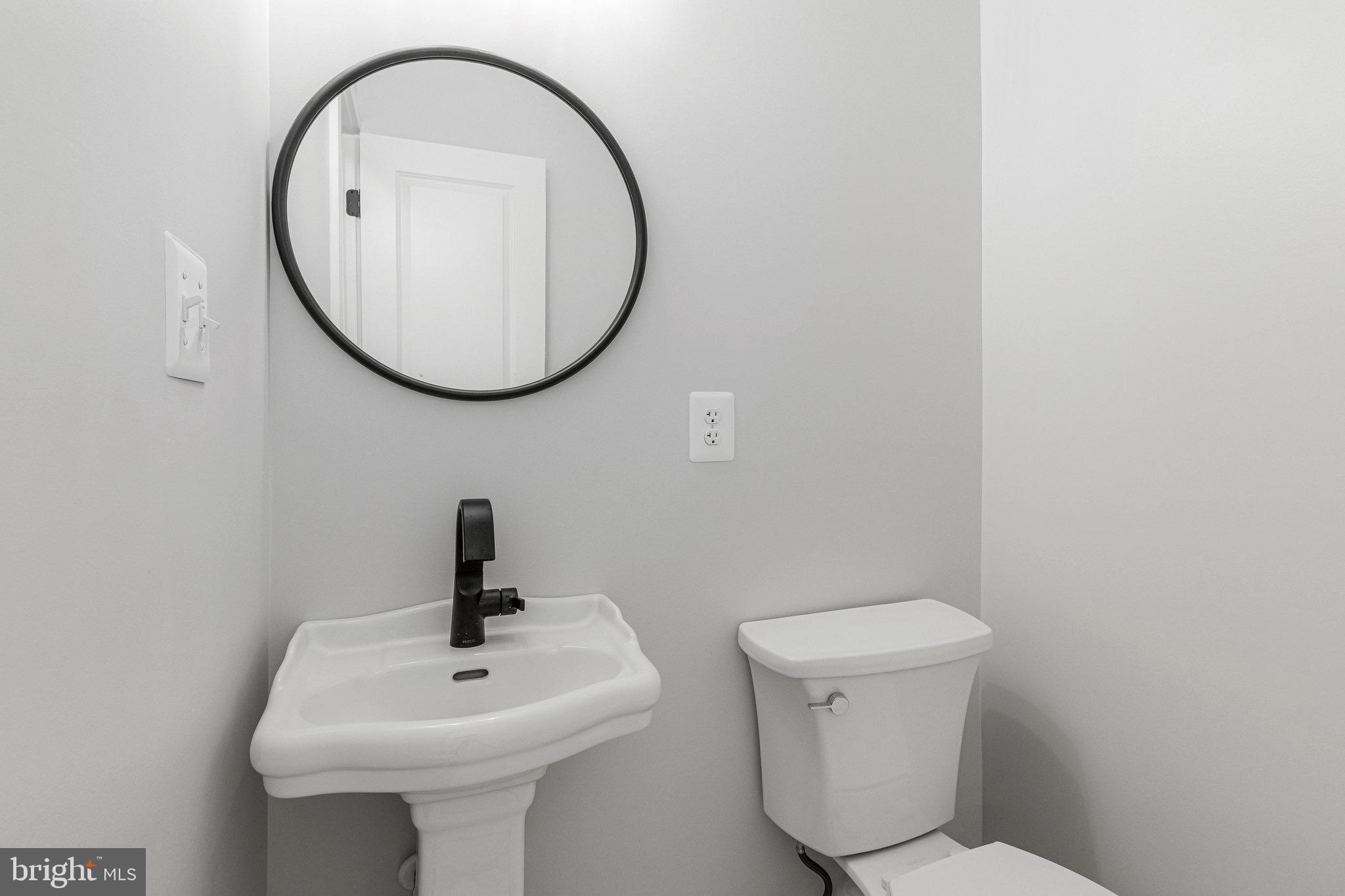 KINGS PARK - Residential Lease