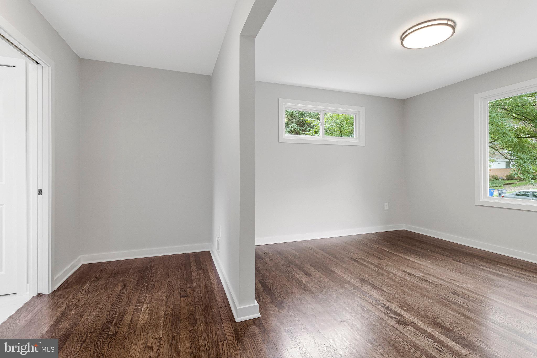 KINGS PARK - Residential Lease