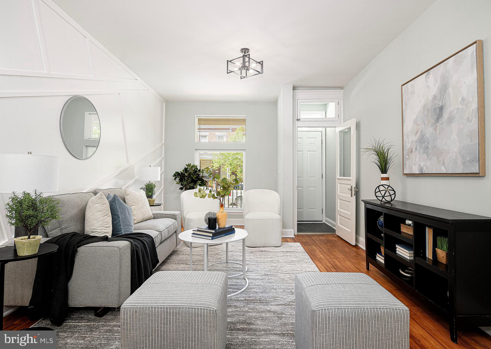 ELLWOOD PARK - Residential