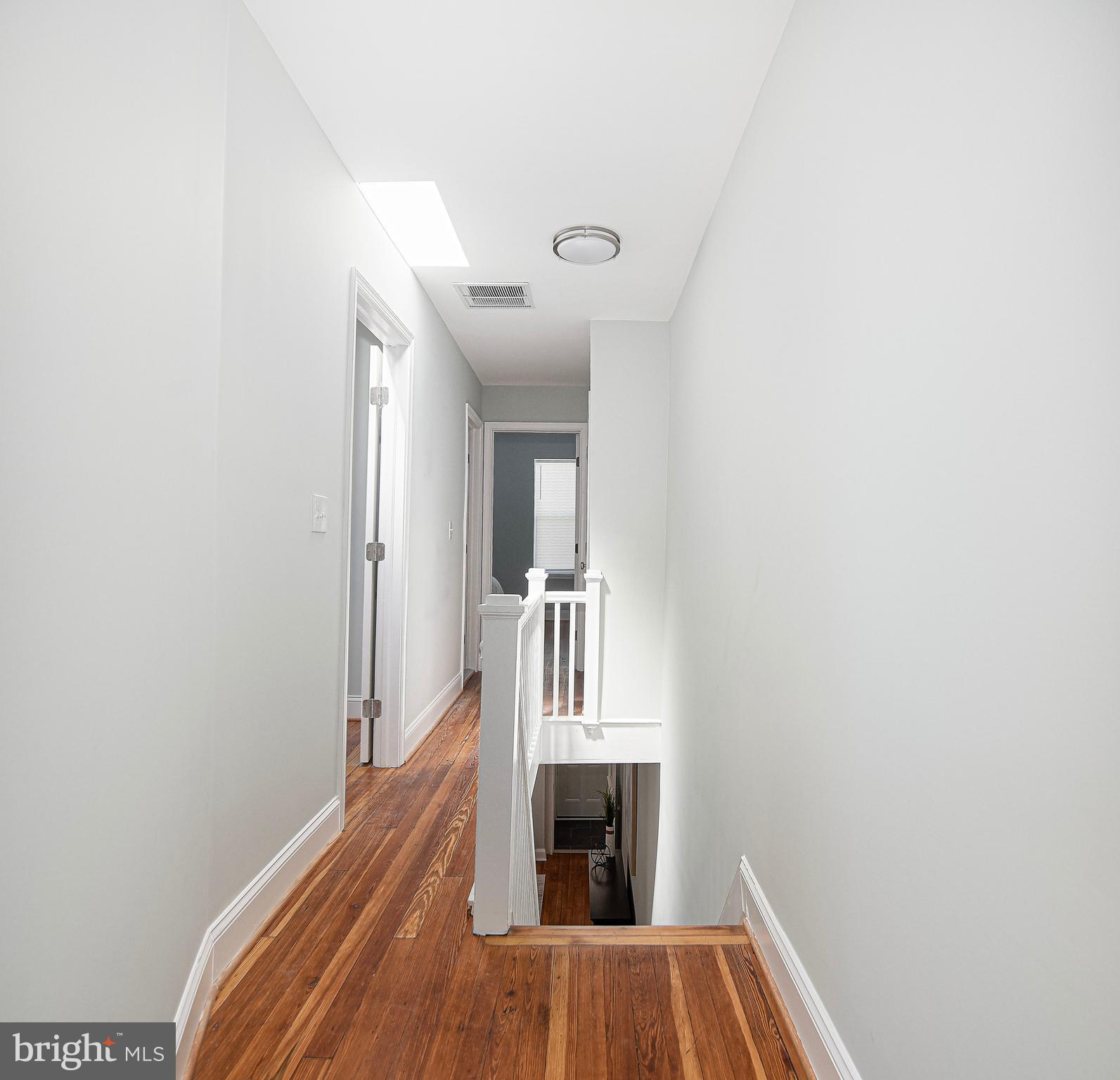 ELLWOOD PARK - Residential