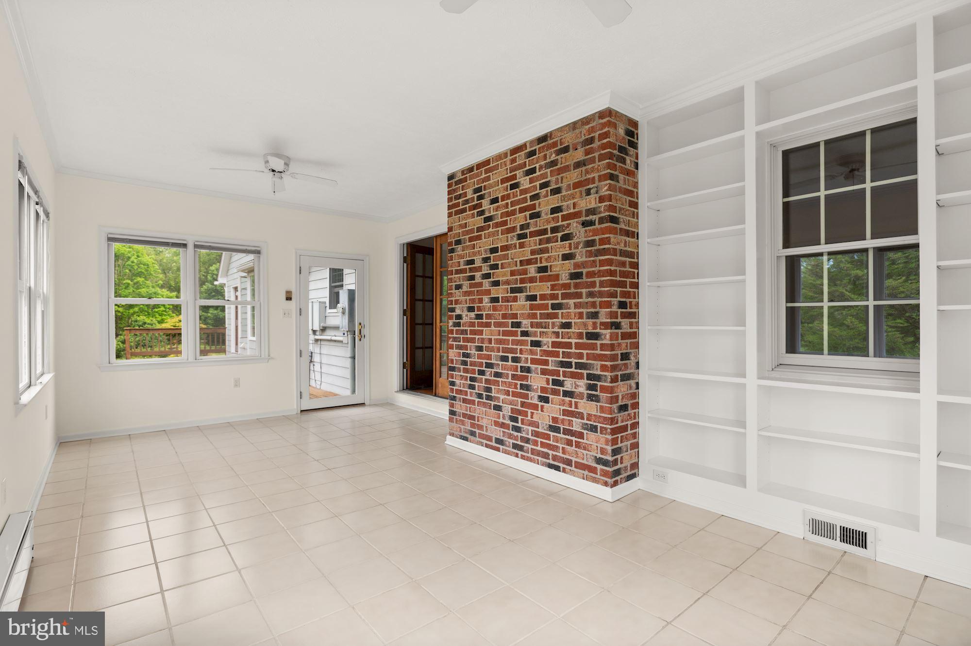 BLUE RIDGE DOWNS - Residential