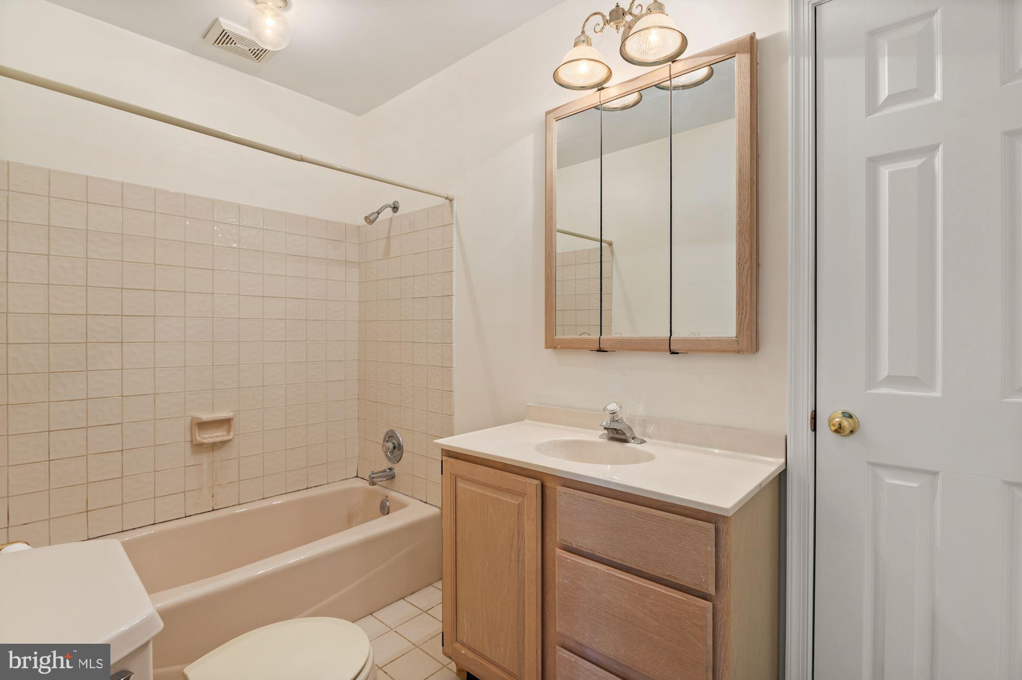 BLUE RIDGE DOWNS - Residential