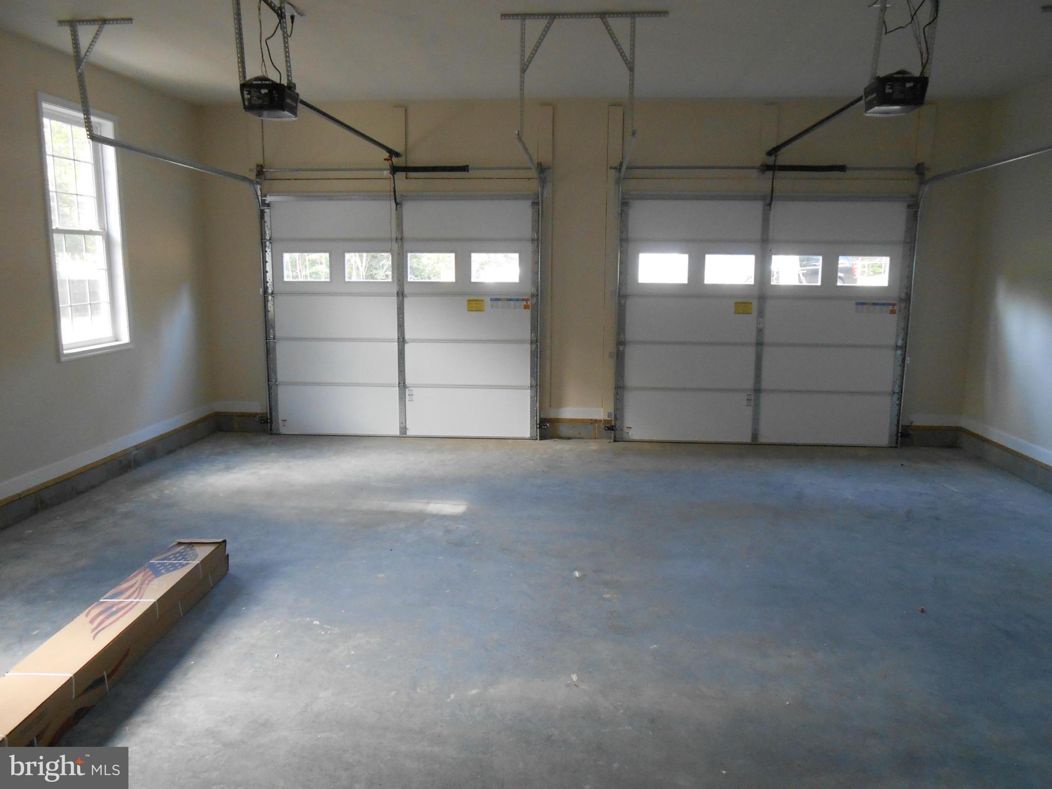 INDIANTOWN HILLS - Residential