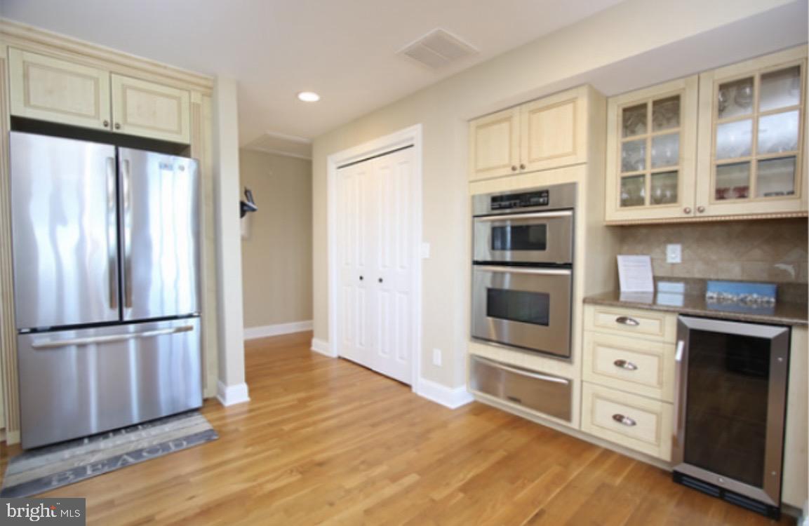 2401 N OCEAN AVENUE N