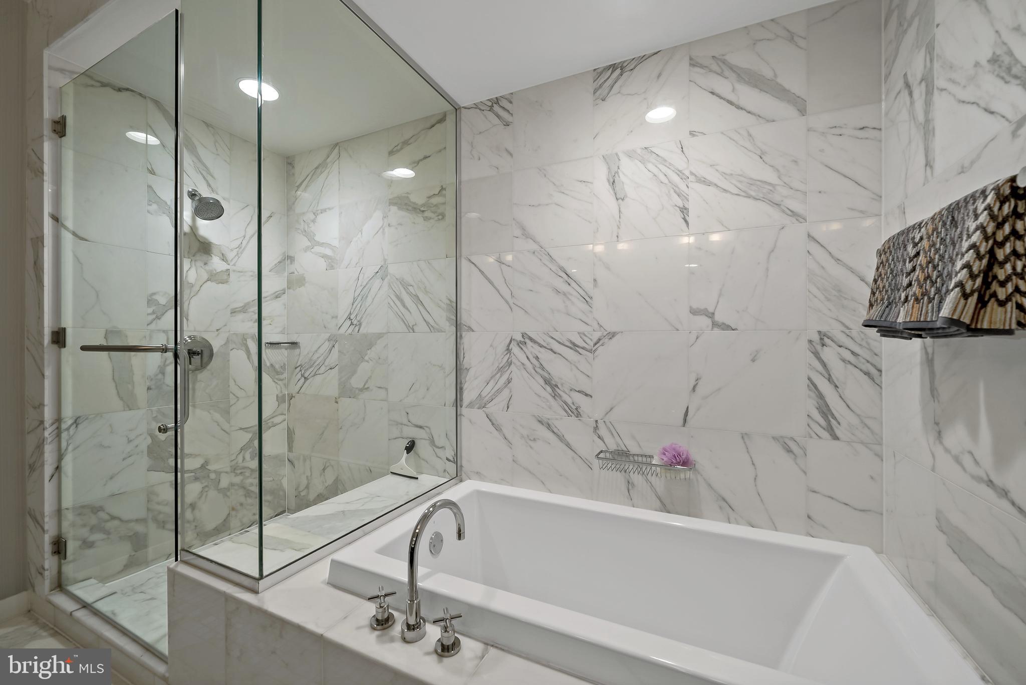 RITTENHOUSE SQUARE - Residential Lease