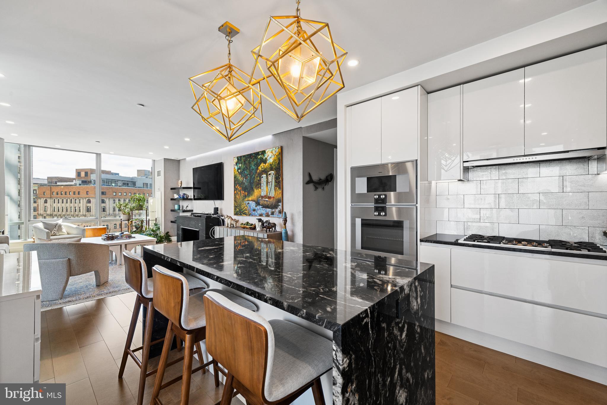 RITTENHOUSE SQUARE - Residential Lease