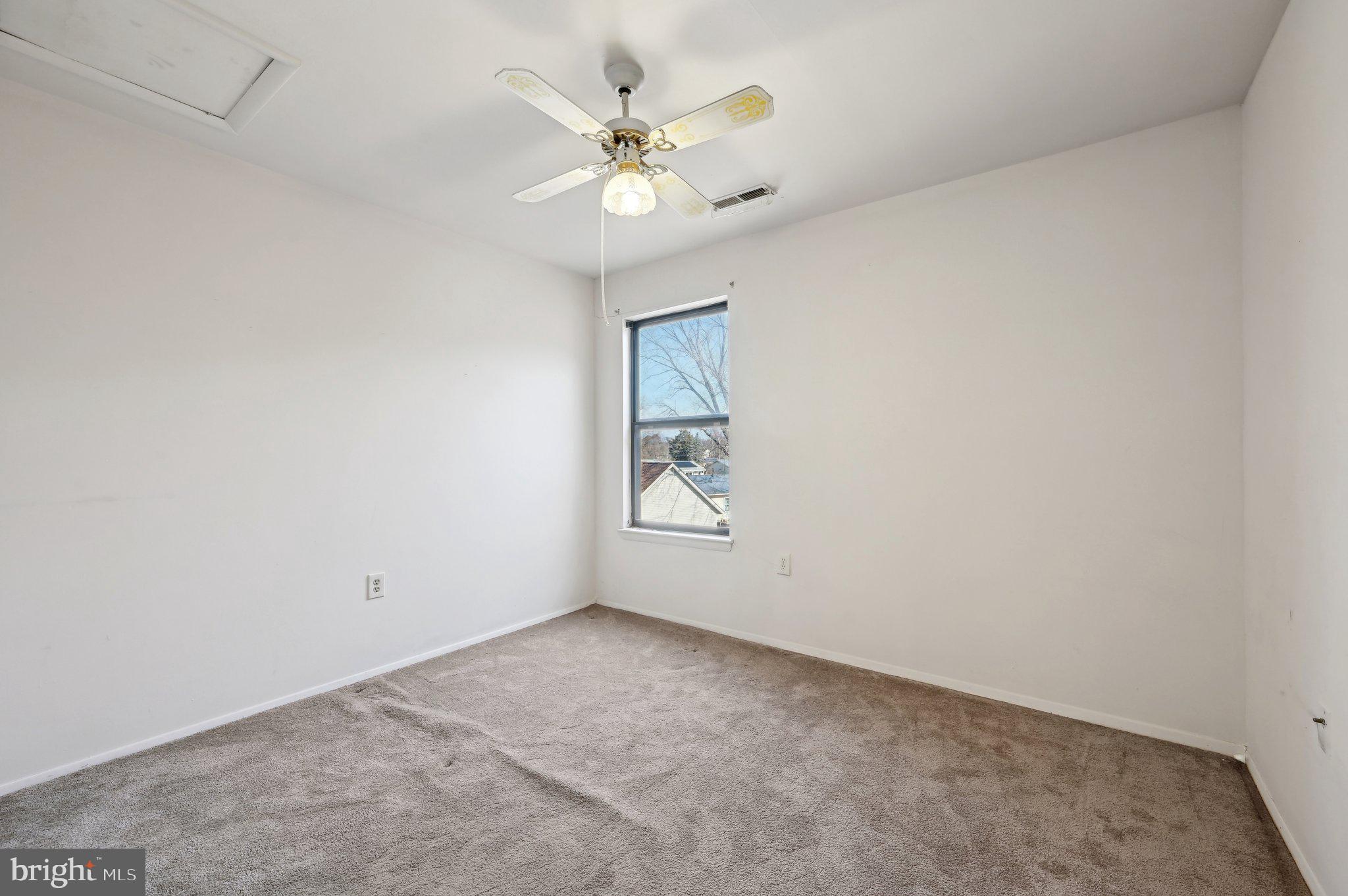 SUN VALLEY CONDOMINIUMS - Residential