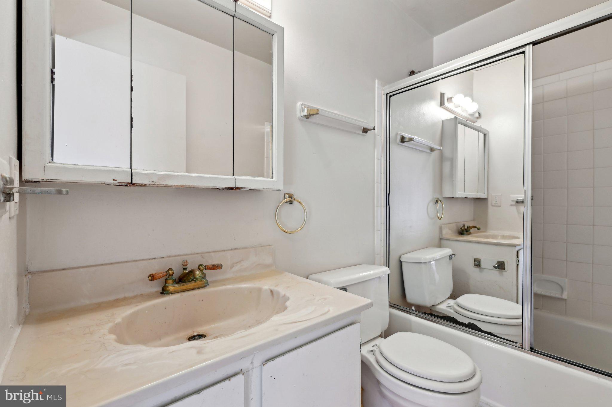 SUN VALLEY CONDOMINIUMS - Residential