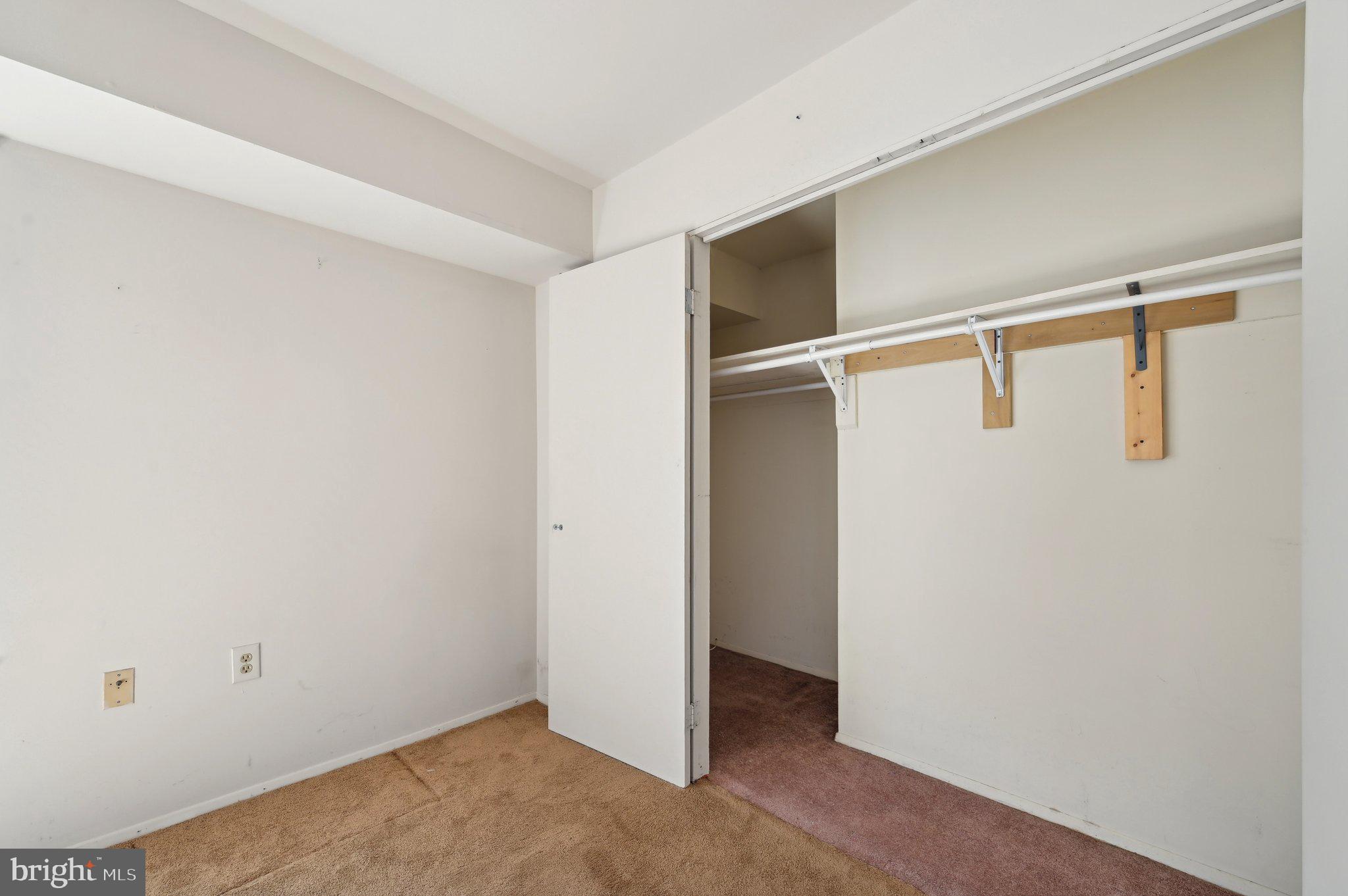 SUN VALLEY CONDOMINIUMS - Residential