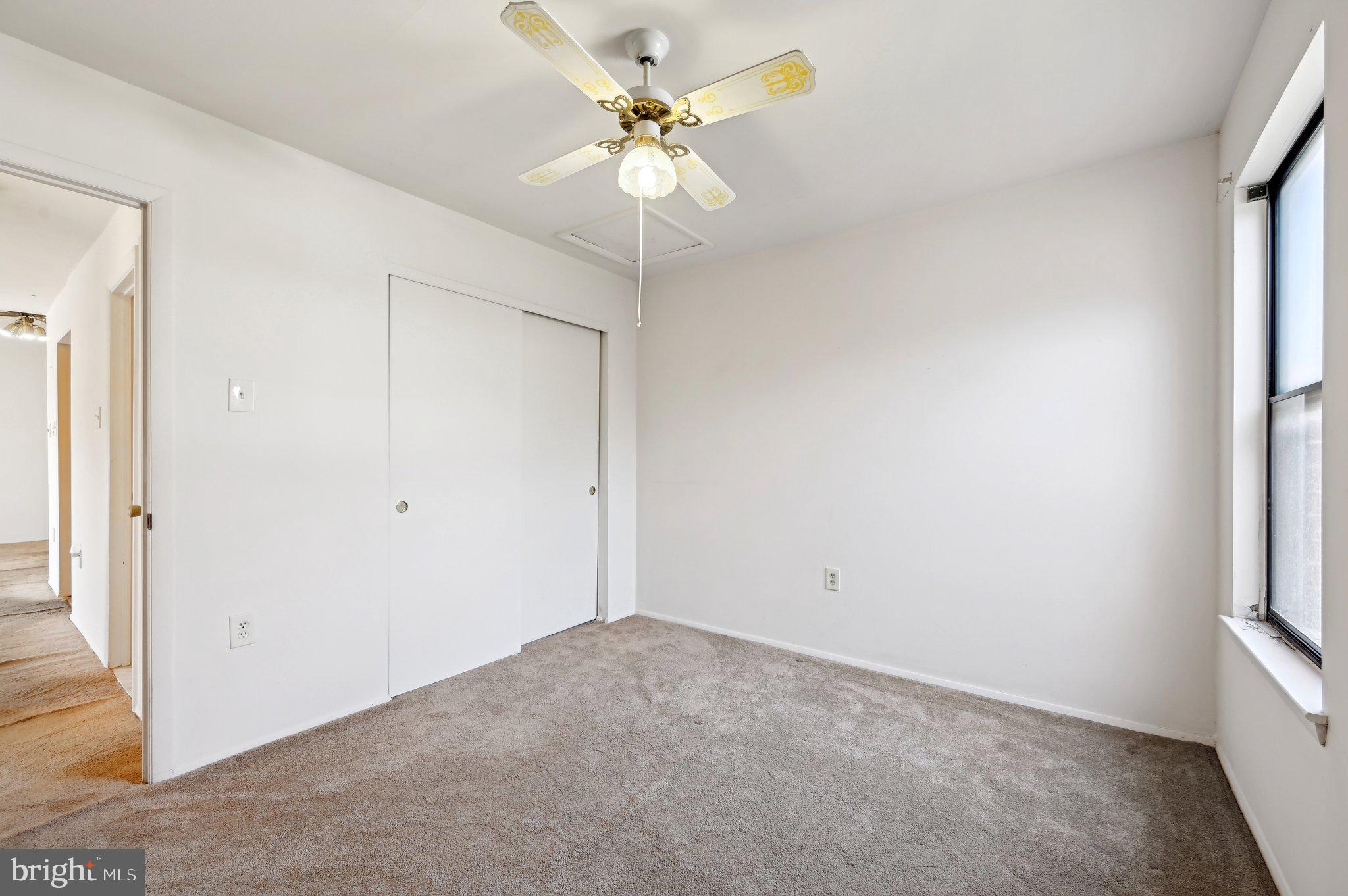 SUN VALLEY CONDOMINIUMS - Residential