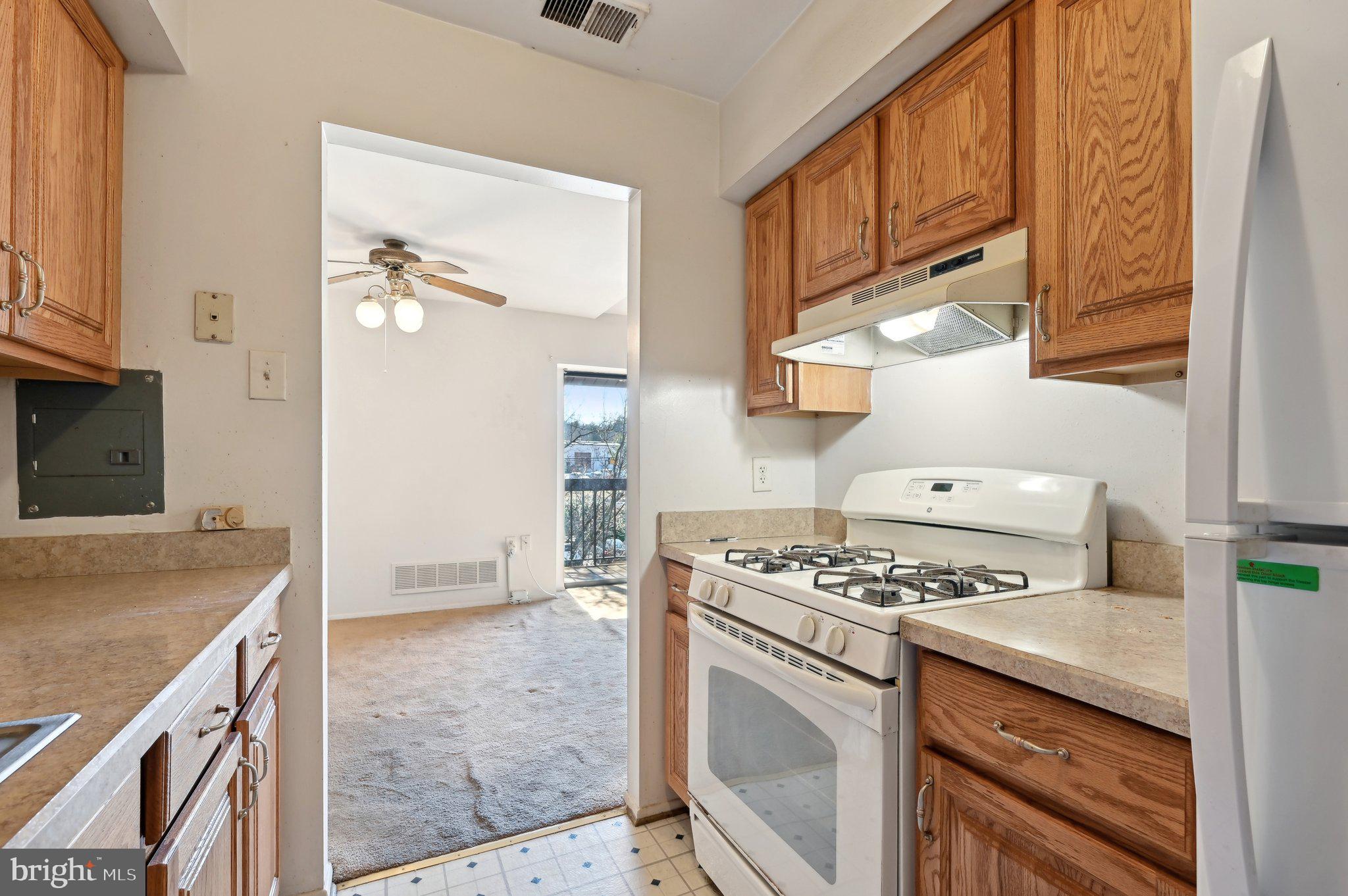 SUN VALLEY CONDOMINIUMS - Residential