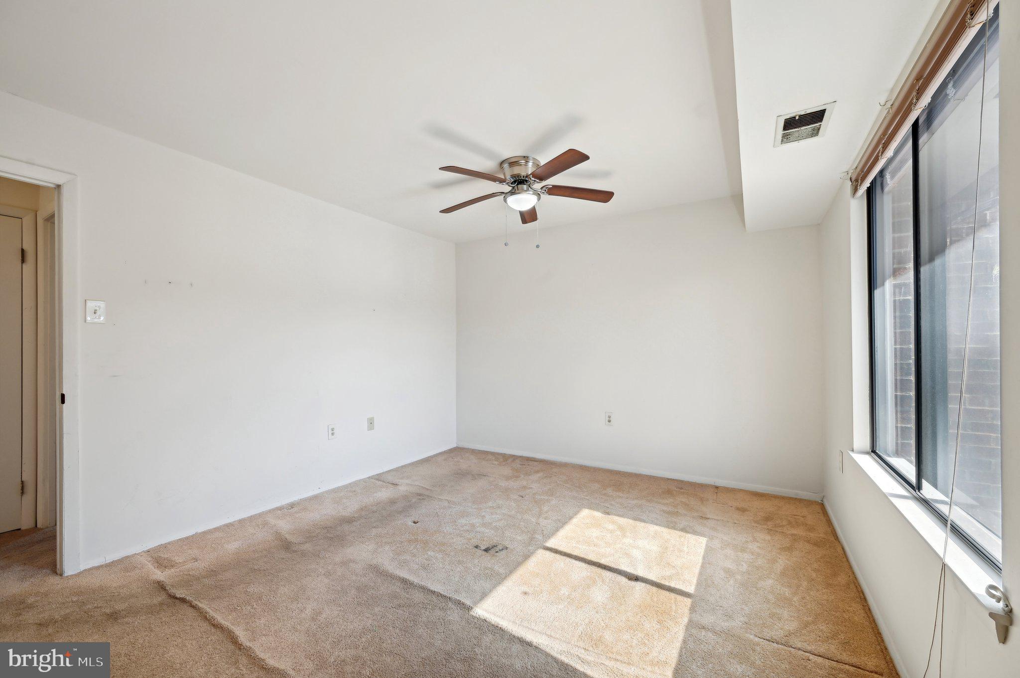 SUN VALLEY CONDOMINIUMS - Residential