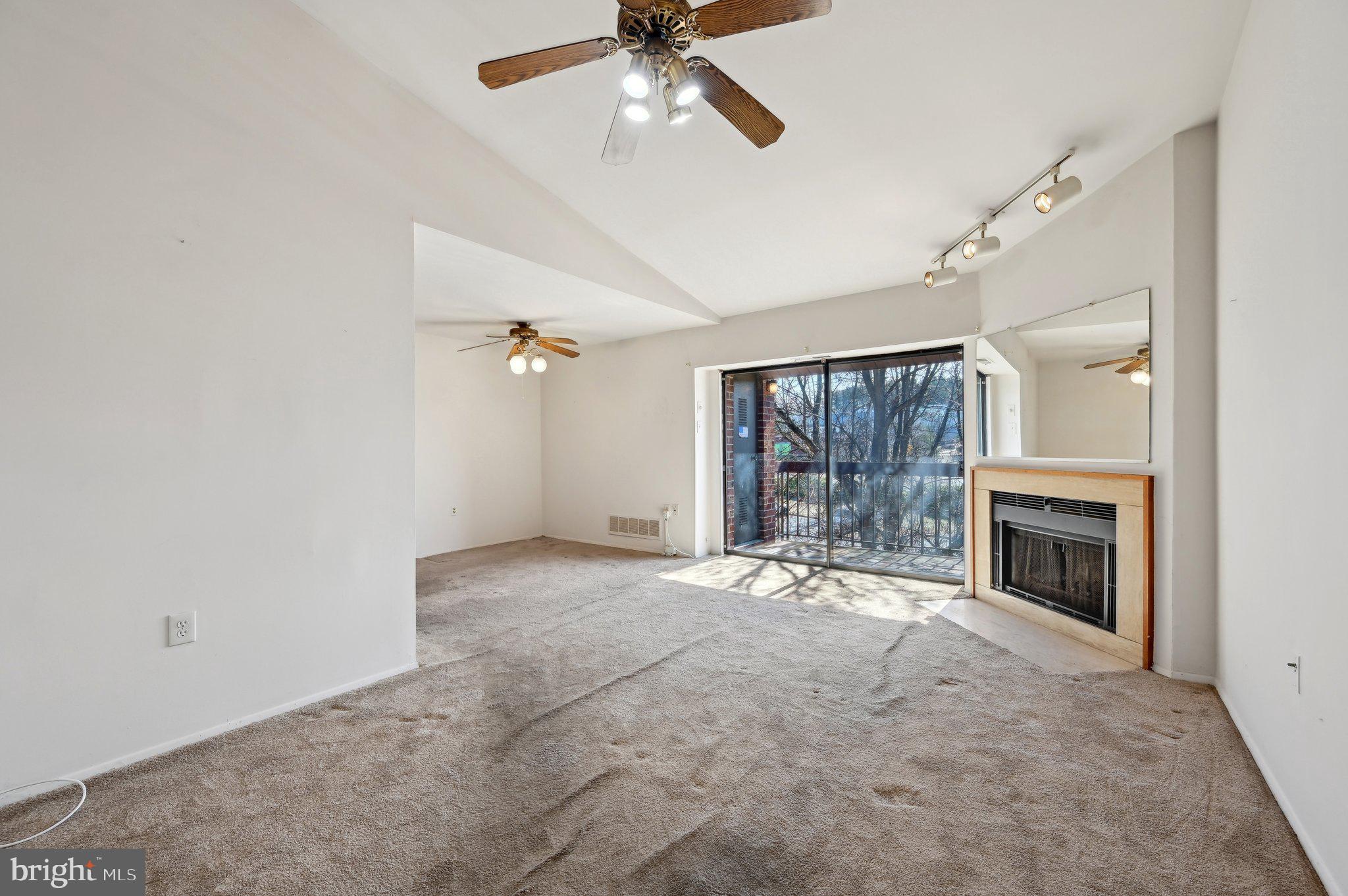 SUN VALLEY CONDOMINIUMS - Residential