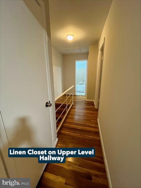 MOSBY WOODS TOWNHOUSE - Residential