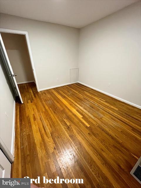 MOSBY WOODS TOWNHOUSE - Residential