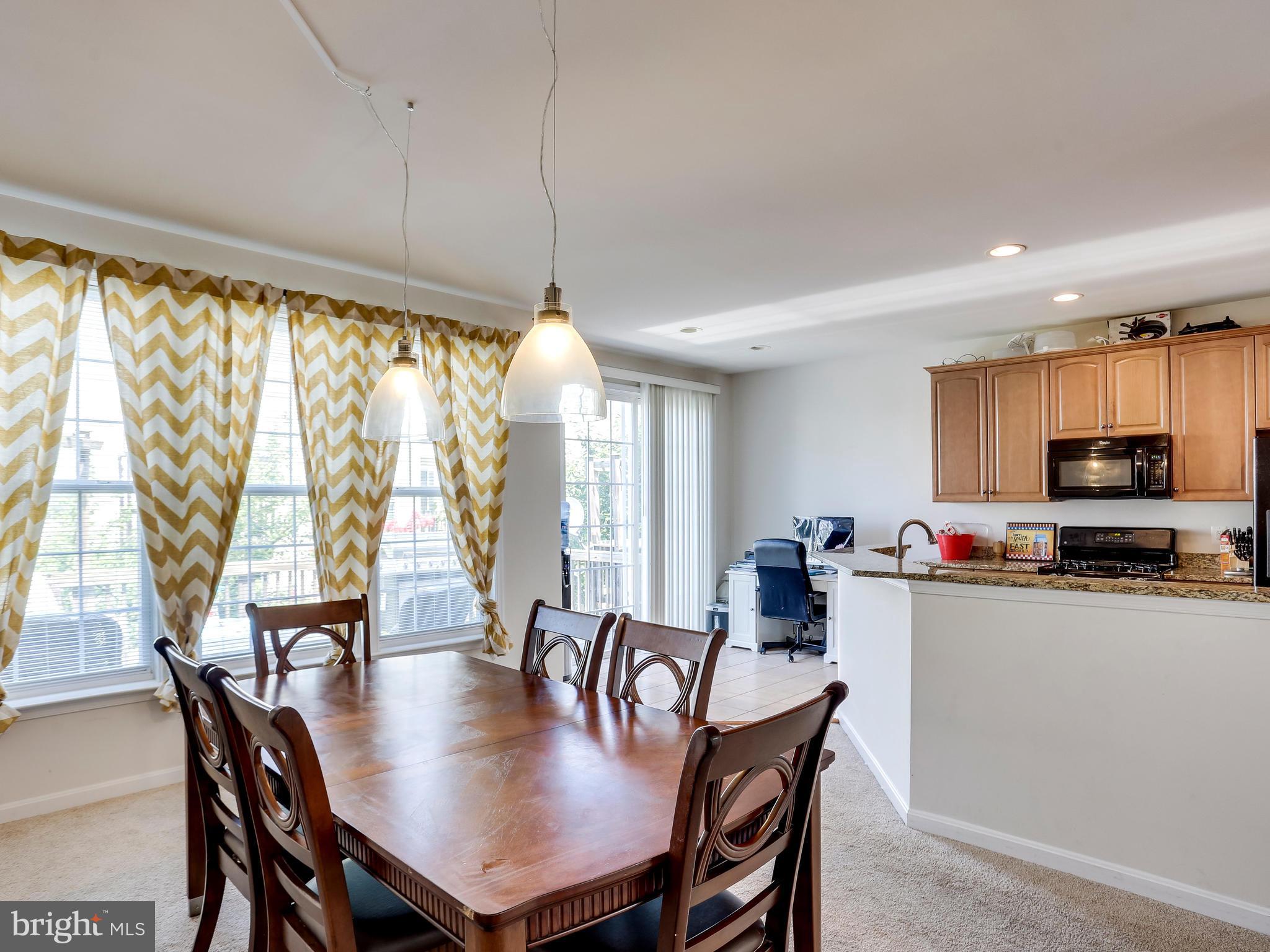 LAUREL HILL LANDBAY - Residential Lease