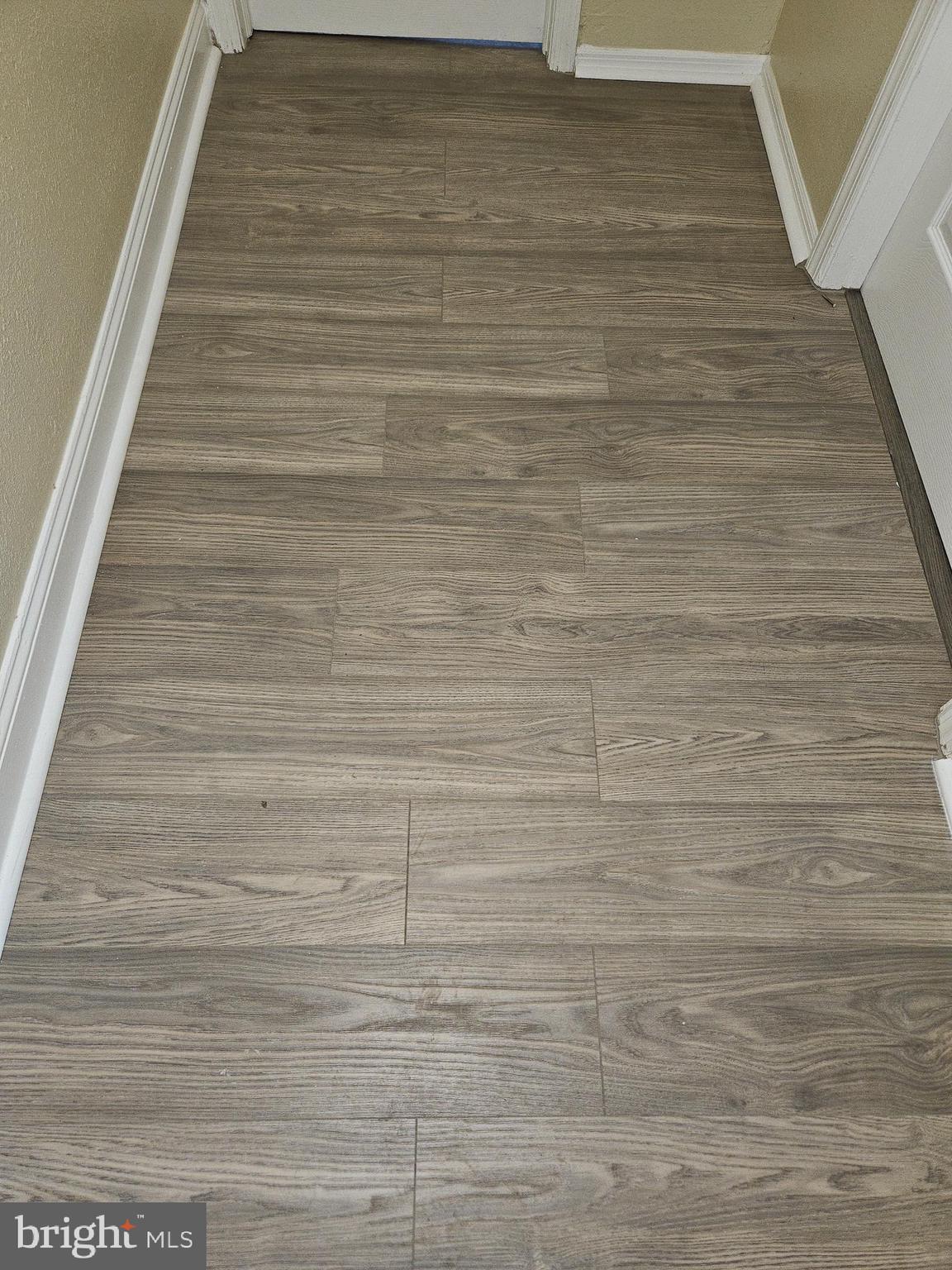 HUNTING PARK - Residential Lease