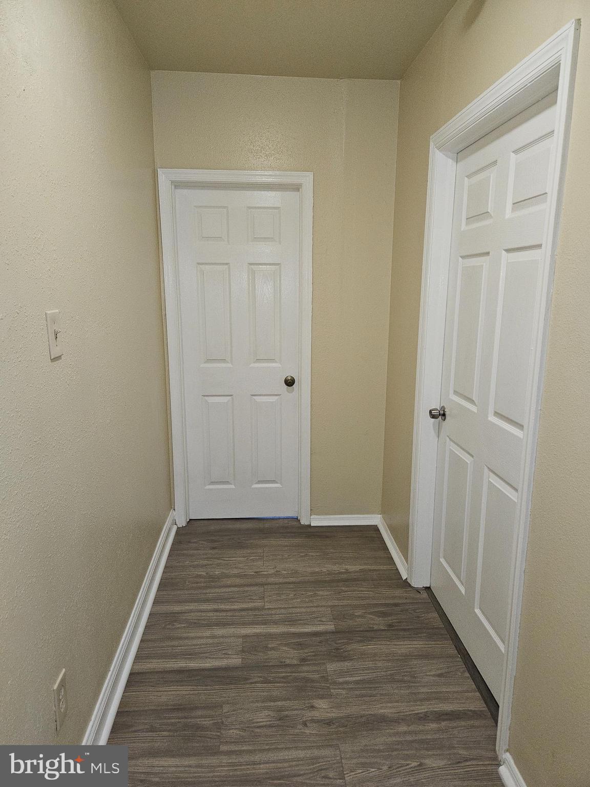 HUNTING PARK - Residential Lease