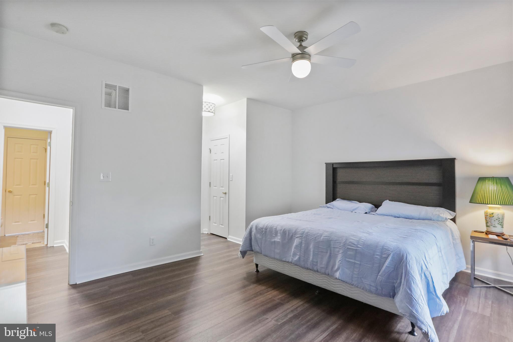 APPLE KNOLLS ESTATES - Residential