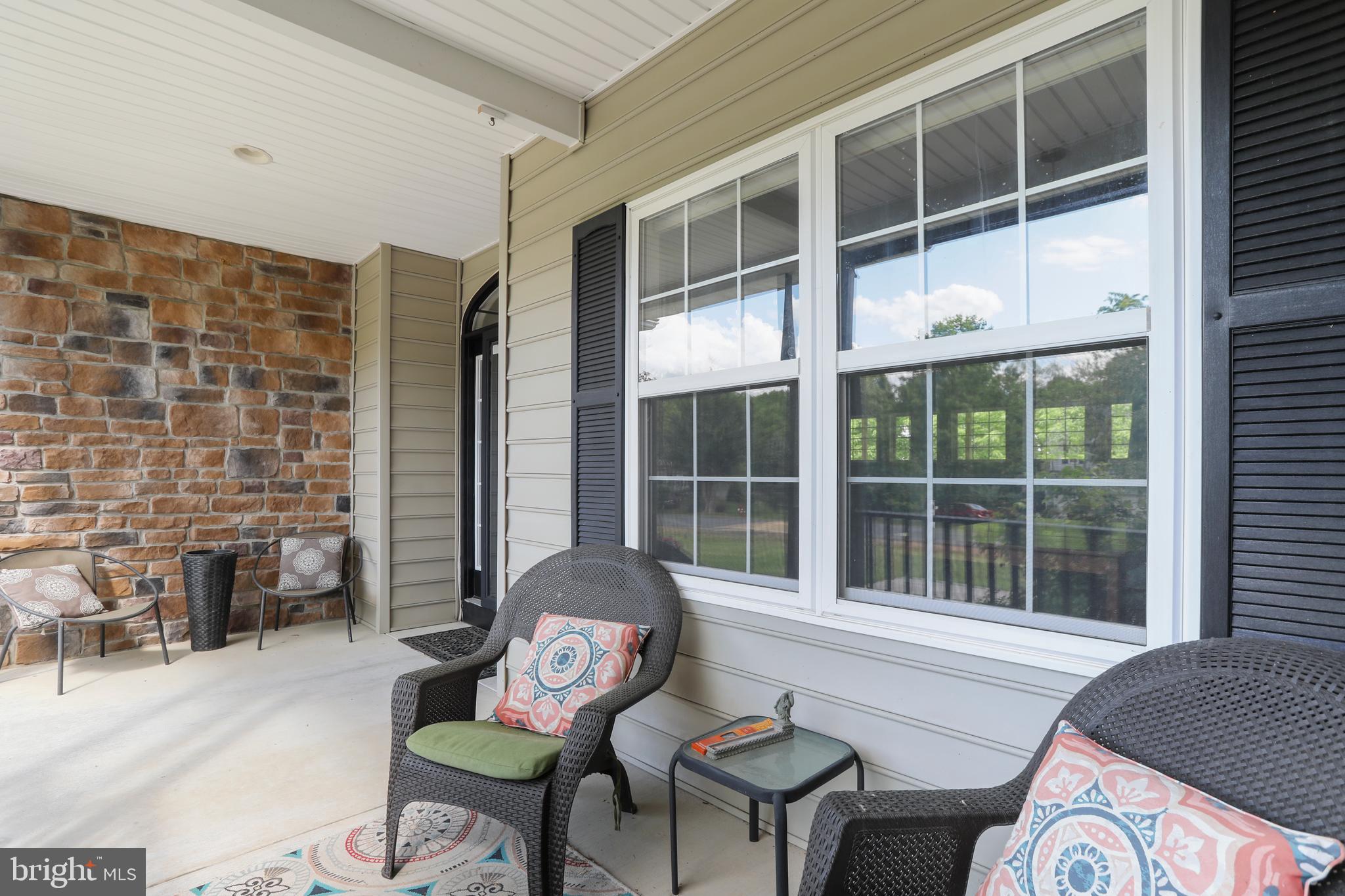 APPLE KNOLLS ESTATES - Residential