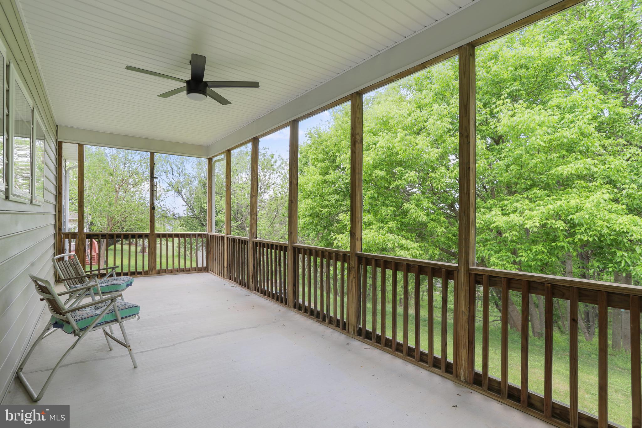 APPLE KNOLLS ESTATES - Residential