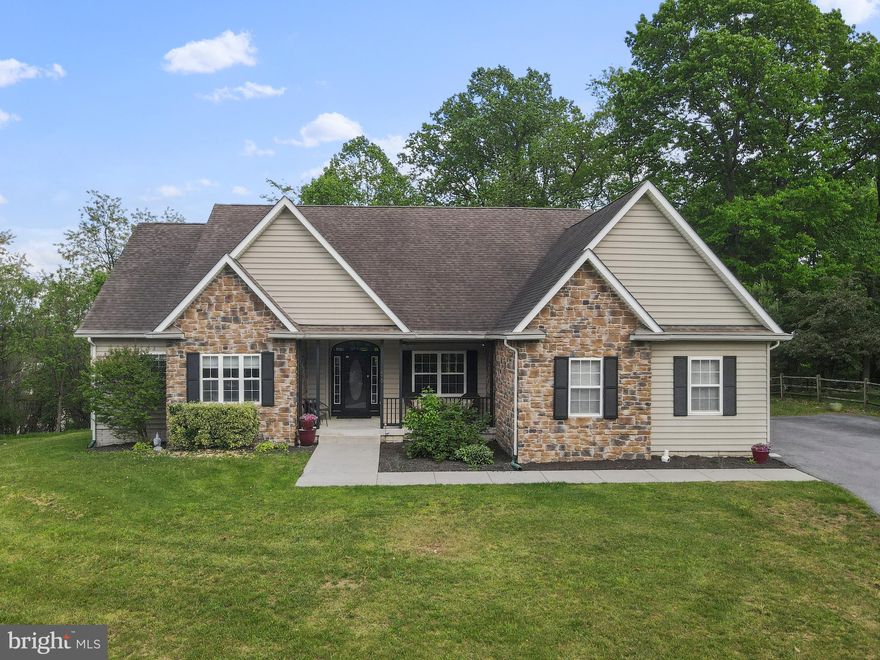 Welcome to this beautiful 4-bedroom, 3.5-bathroom rancher located in the desirable Apple Knolls subdivision. The spacious open floor plan features a formal dining room, living room, and breakfast area, all with plenty of windows that invite natural light throughout. The kitchen is equipped with stainless steel appliances, perfect for the home chef. Enjoy the outdoors from the comfort of your covered deck, ideal for relaxing or entertaining. The primary bedroom offers dual closets and a luxurious en-suite bathroom, complete with a jacuzzi tub for ultimate relaxation. The finished basement adds extra living space with a rec room, a bonus room, a half bathroom, and even a safe for your peace of mind. The room over the garage makes for additional space too!  Don’t miss your chance to make this exceptional home yours!