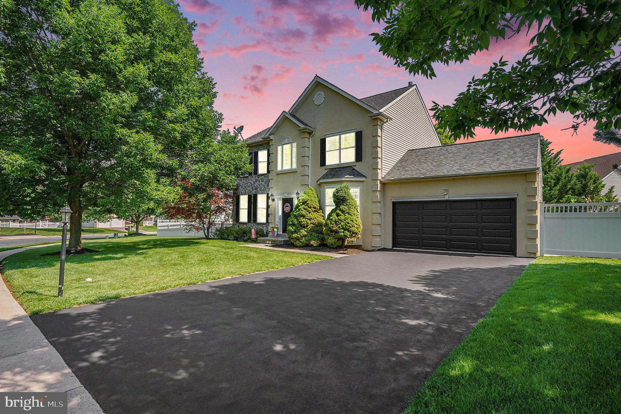 AUTUMN RIDGE - Residential