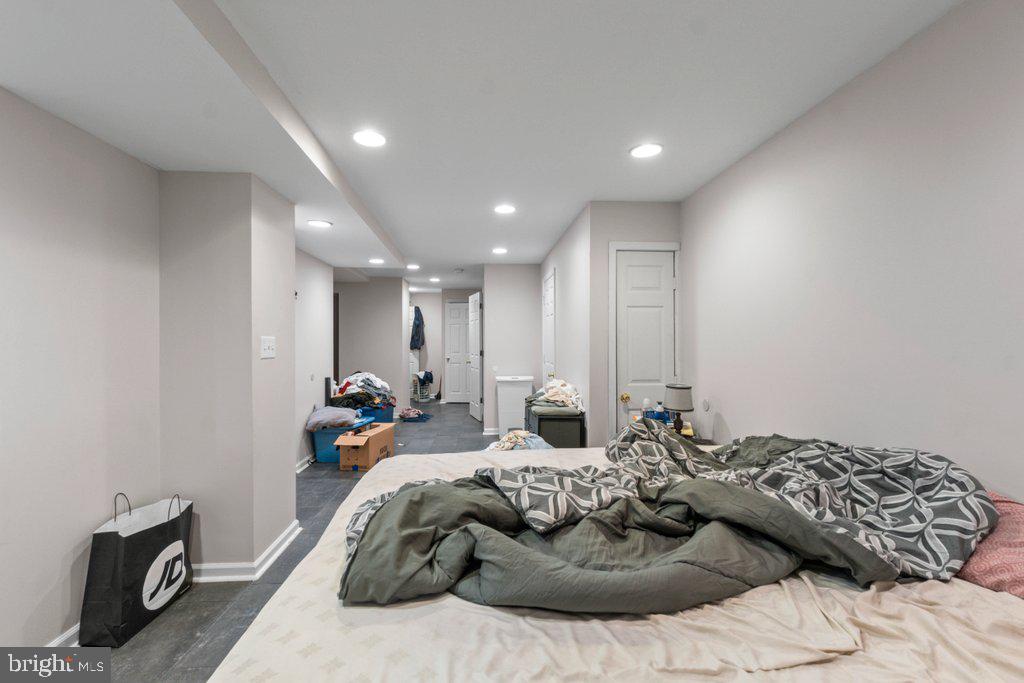 RESERVOIR HILL - Residential Income