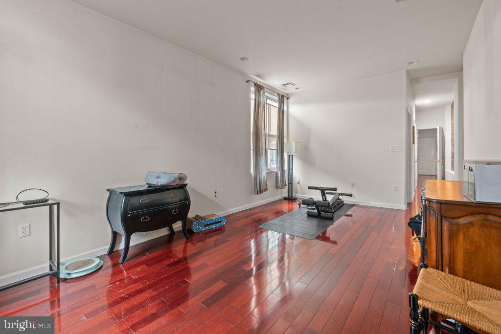 RESERVOIR HILL - Residential Income