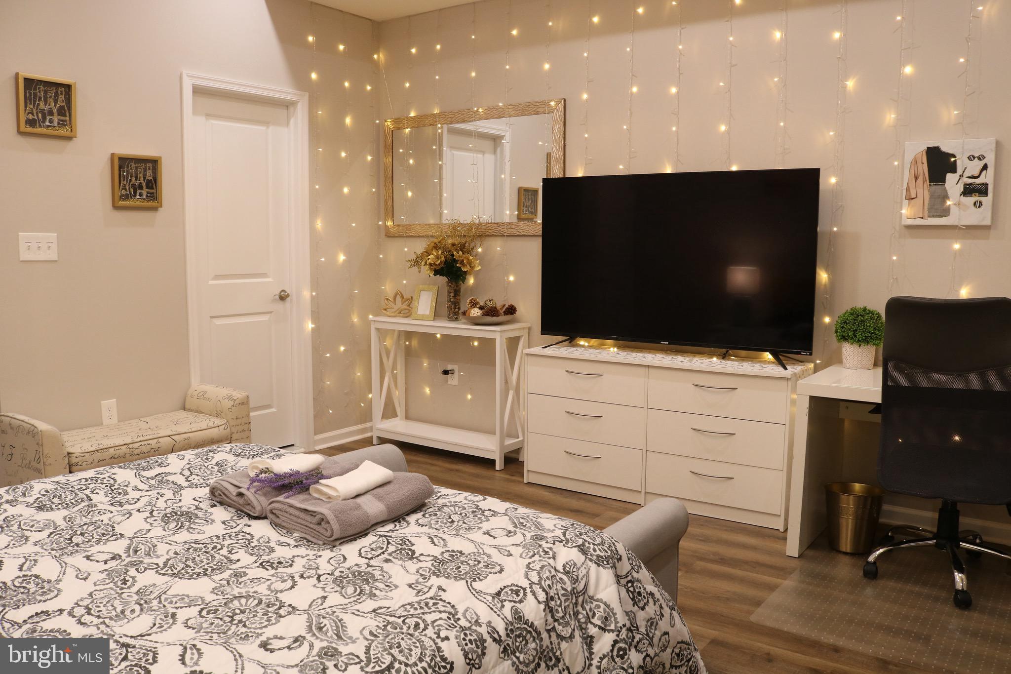 TEMPLE UNIVERSITY - Residential