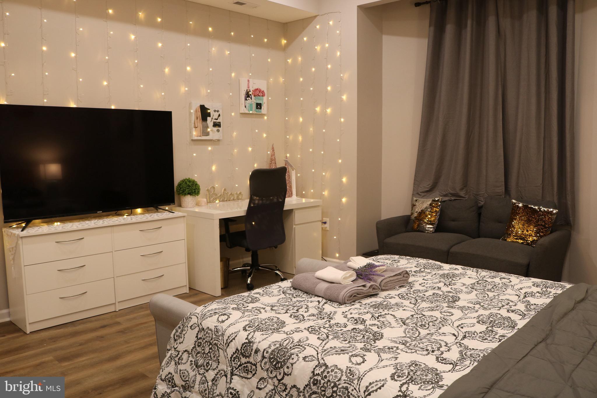 TEMPLE UNIVERSITY - Residential