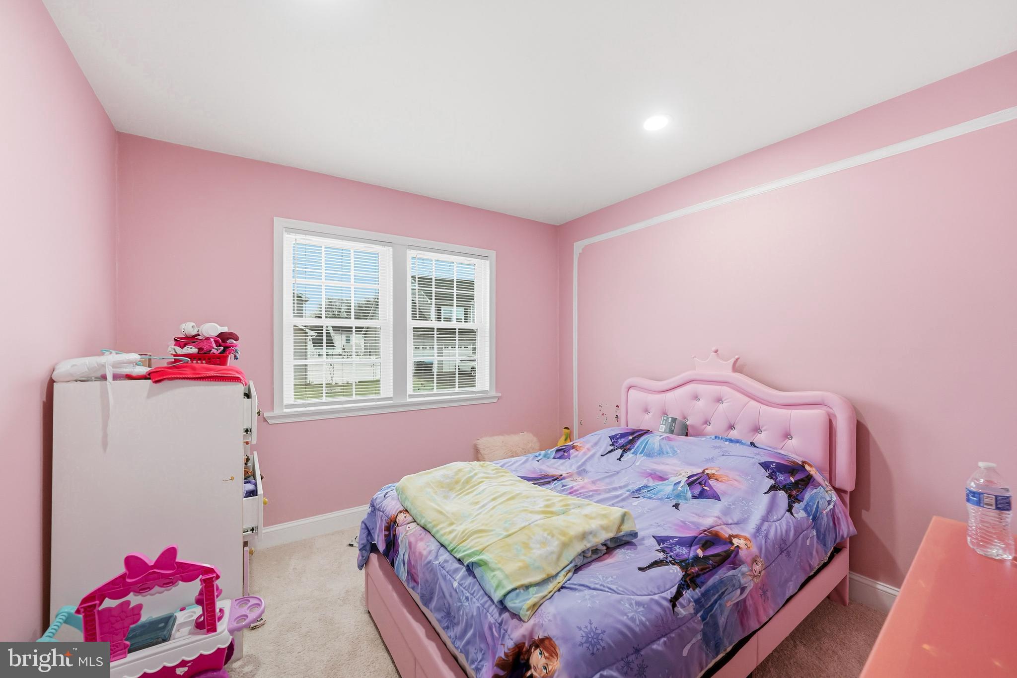 EDDINGTON GDNS - Residential