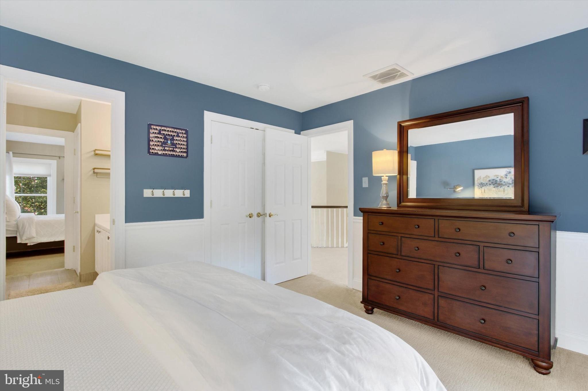 RIVER DOWNS - Residential