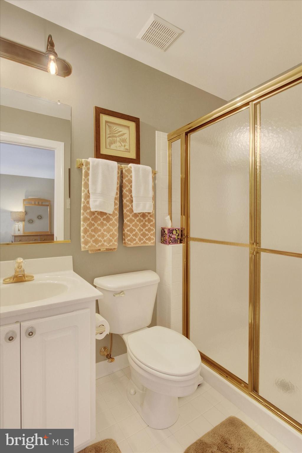 RIVER DOWNS - Residential