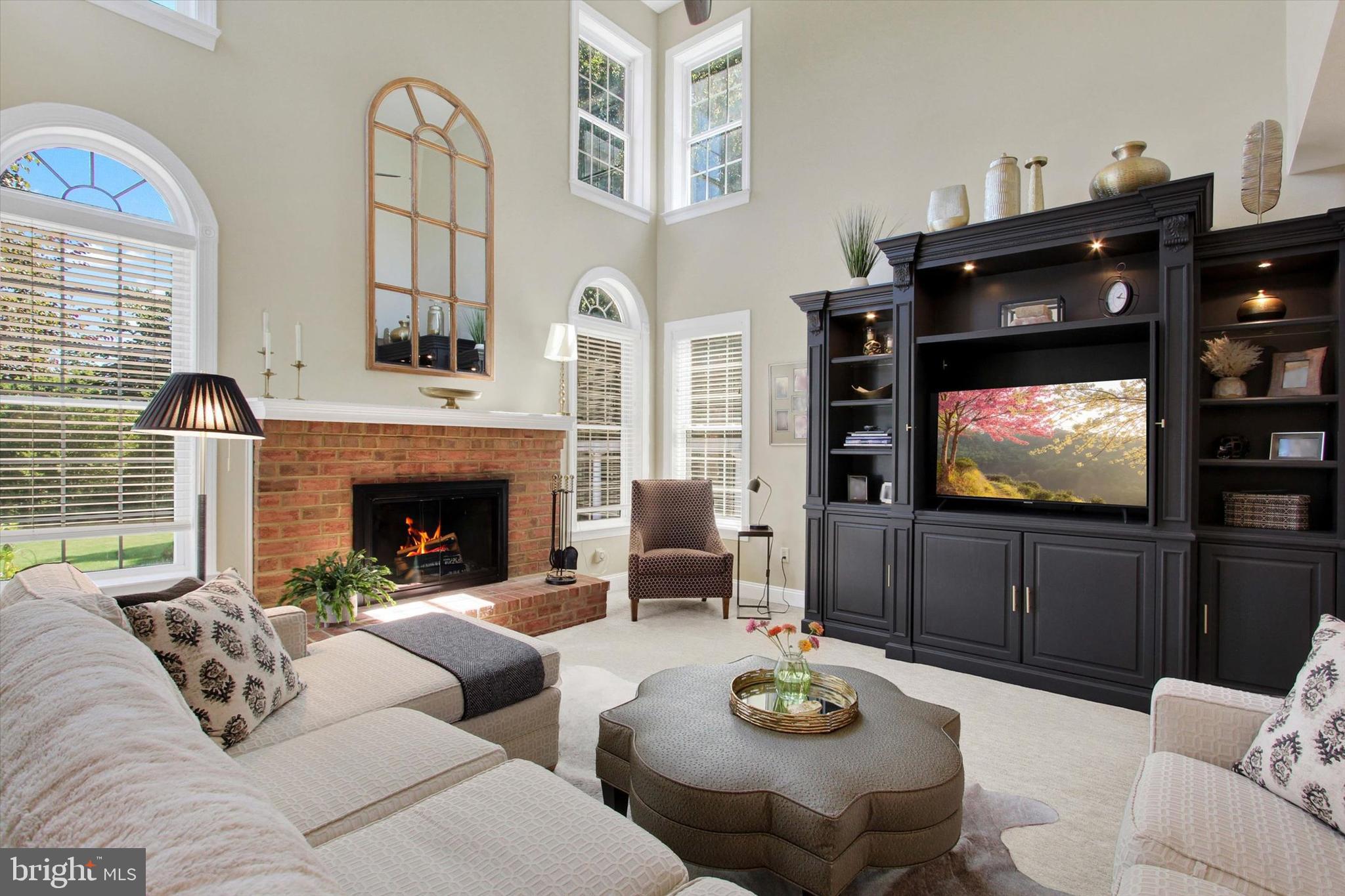 RIVER DOWNS - Residential