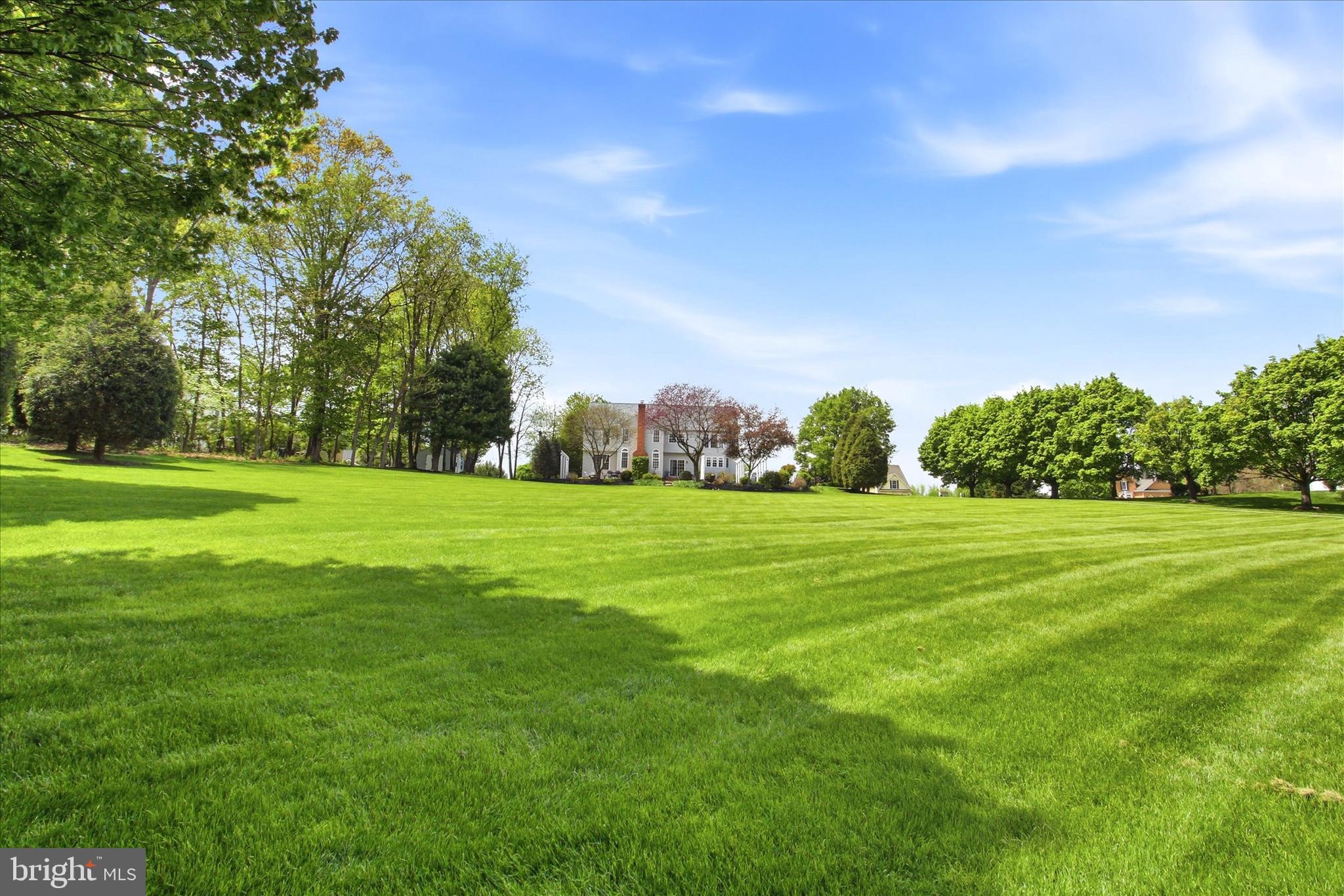 RIVER DOWNS - Residential