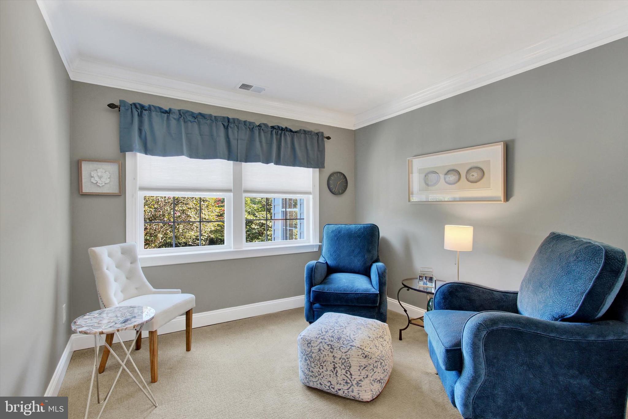 RIVER DOWNS - Residential