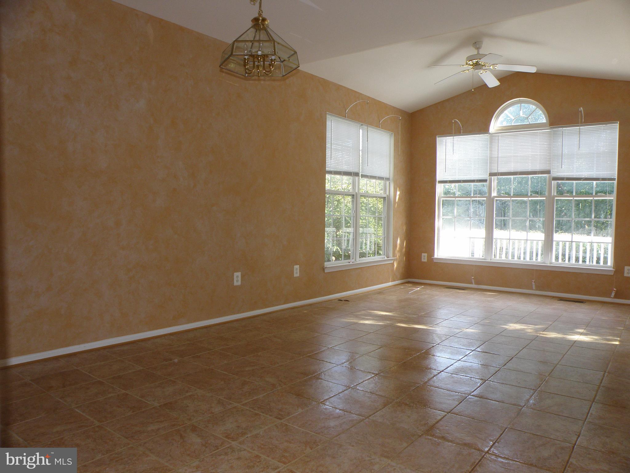 DALE CITY - Residential