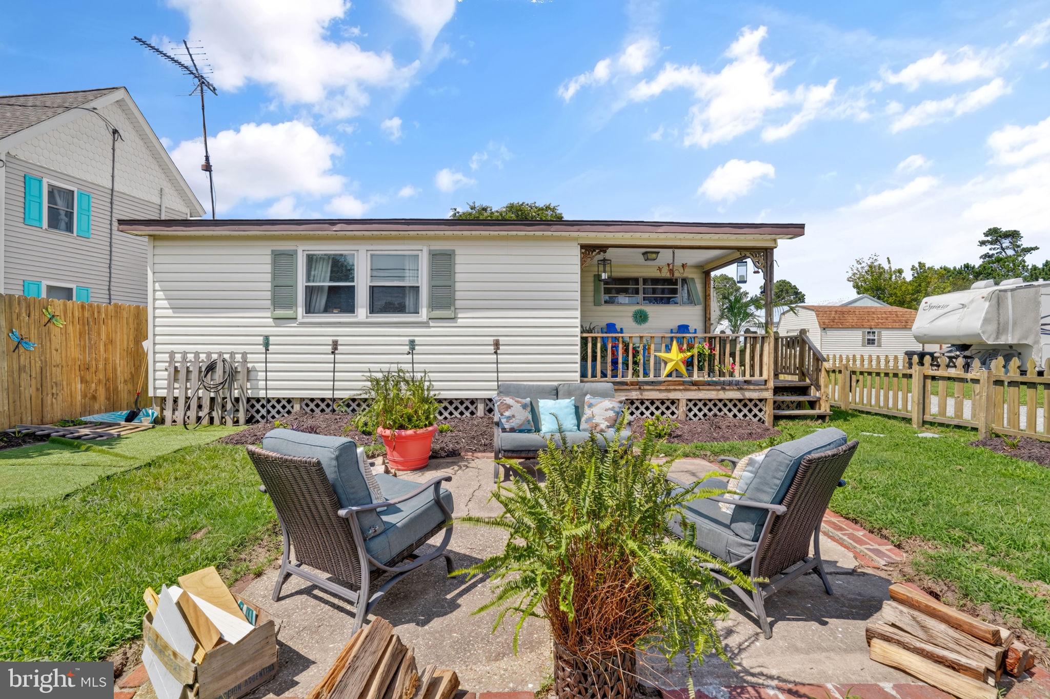 8096 MIRE POND ONE
