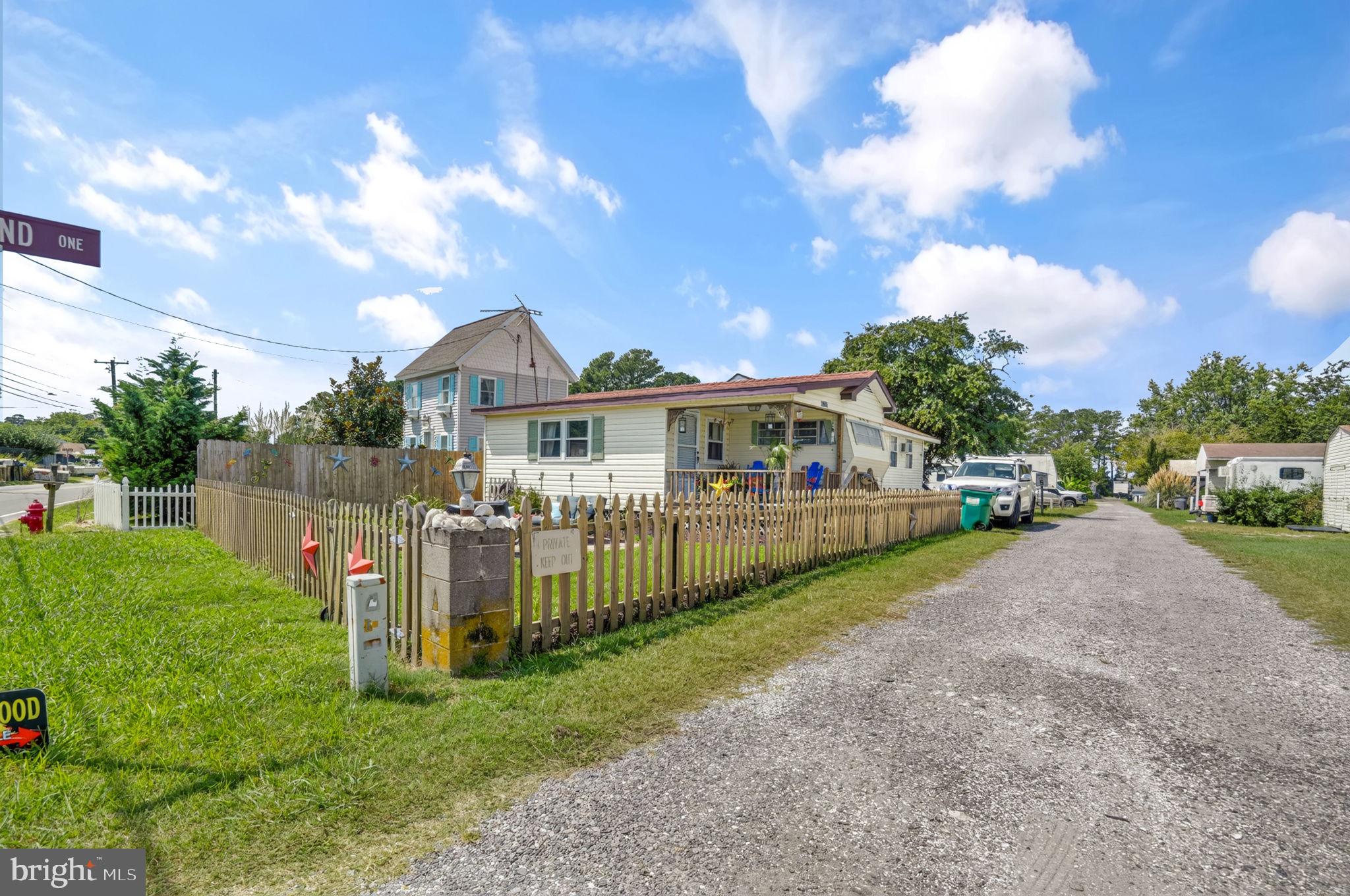 8096 MIRE POND ONE