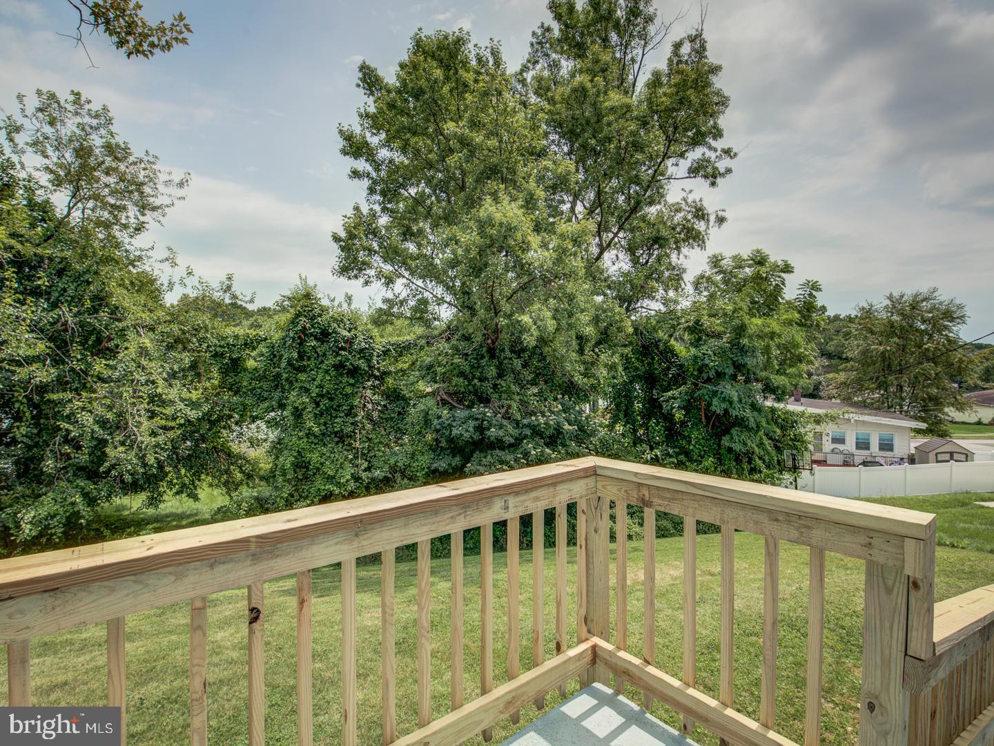 ROBIN HILLS - Residential