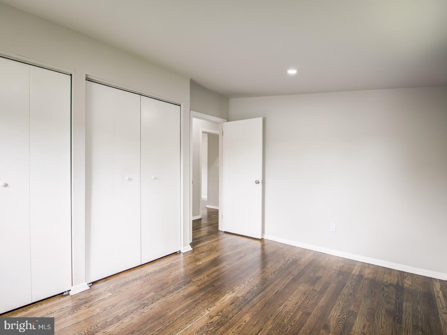 ROBIN HILLS - Residential