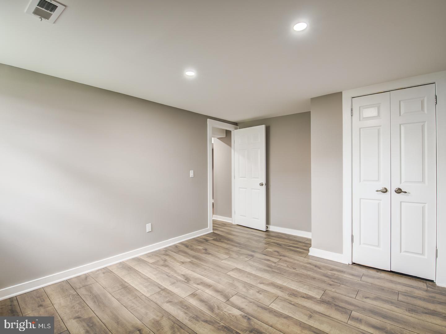 ROBIN HILLS - Residential