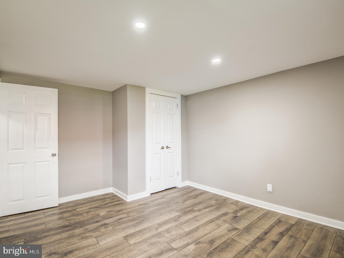 ROBIN HILLS - Residential