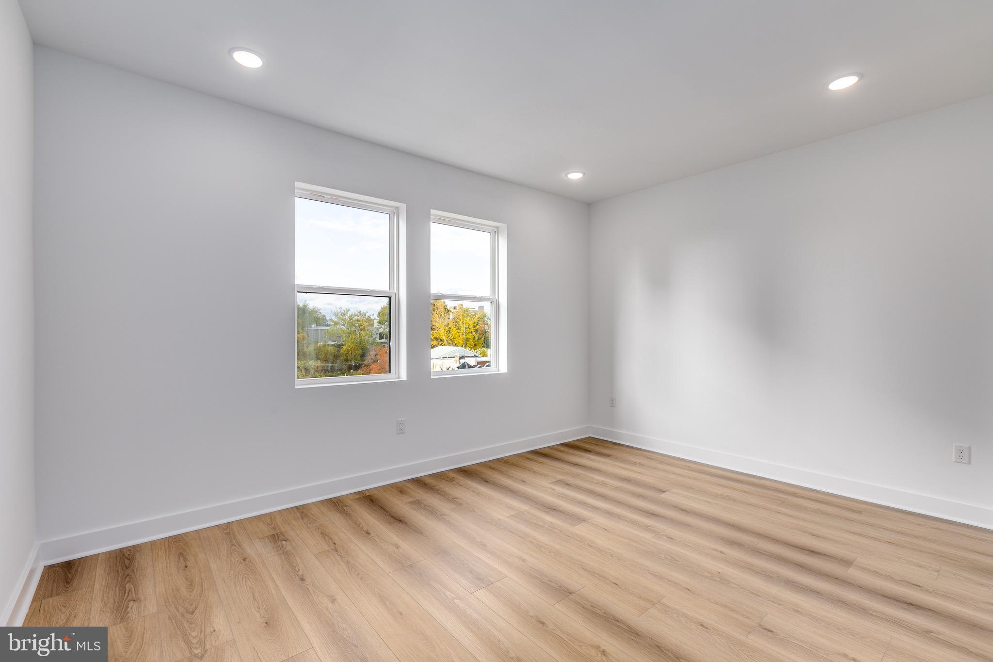 2502 N 10TH STREET 4