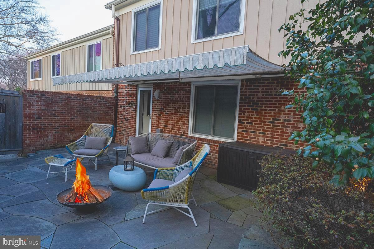 RUSTFIELD - Residential