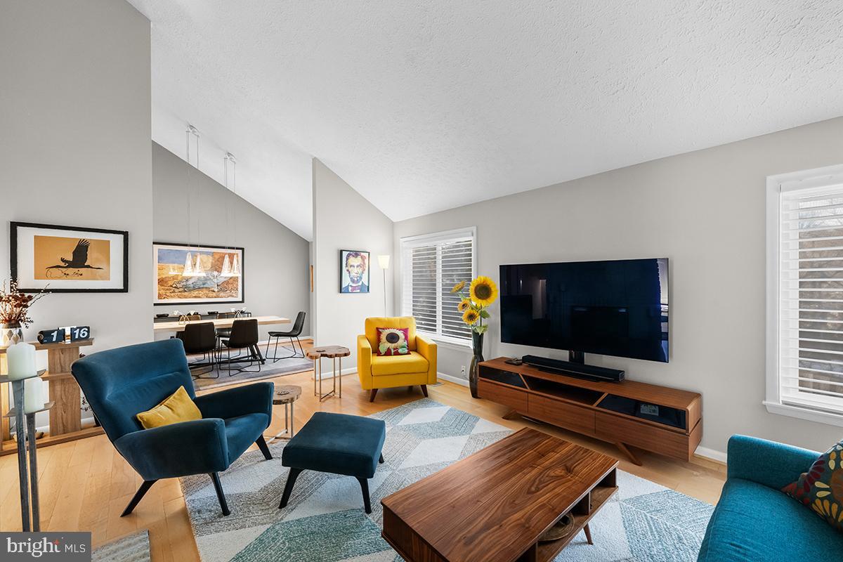 RUSTFIELD - Residential