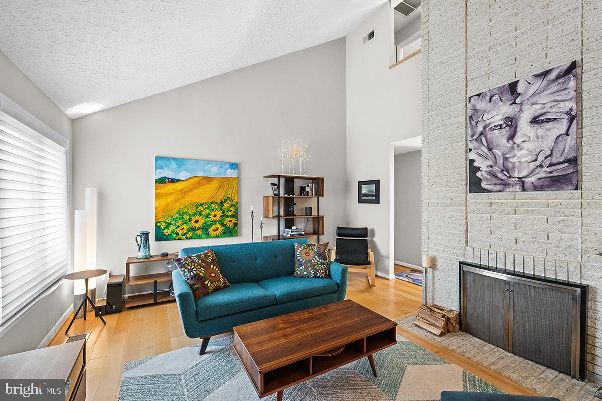 RUSTFIELD - Residential