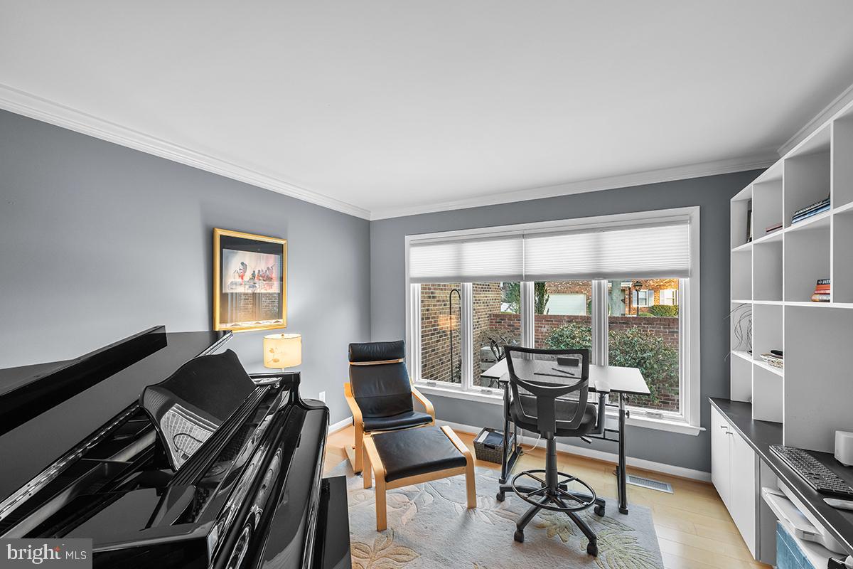 RUSTFIELD - Residential