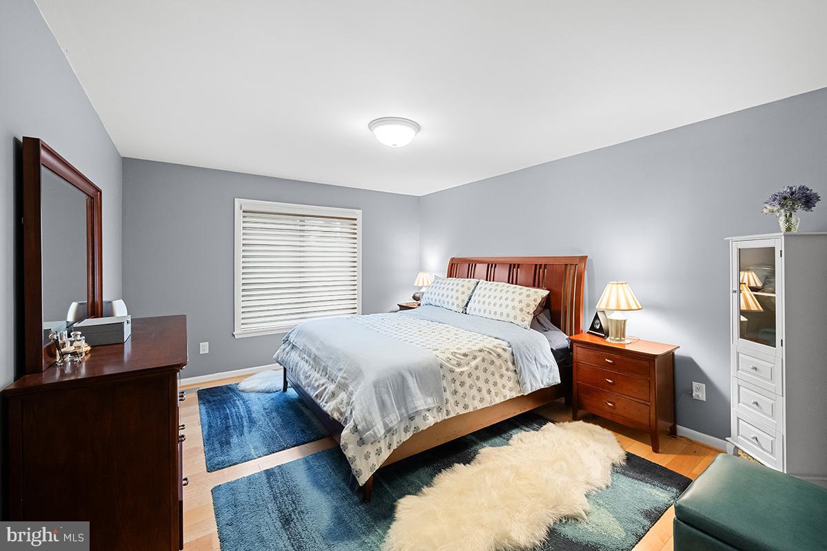 RUSTFIELD - Residential